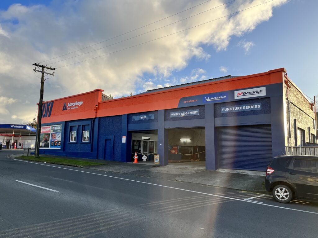 Advantage Te Awamutu Hero